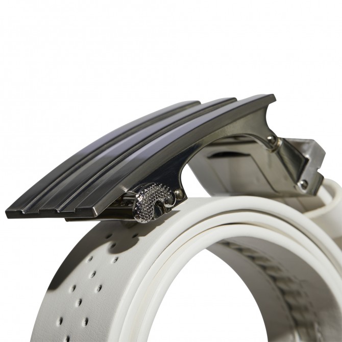 3 Stripe Buckle No-Hole Belt